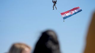 Zemunik: 20. obljetnica akrobatske grupe “Krila Oluje” Zemunik: 20. obljetnica akrobatske grupe “Krila Oluje”