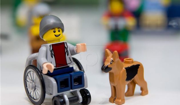 Lego – invalidska figurica, Foto: Hina