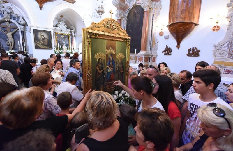 Visovac: Svečano misno slavlje povodom blagdana Gospe od Anđela, Photo: Hrvoje Jelavic/PIXSELL