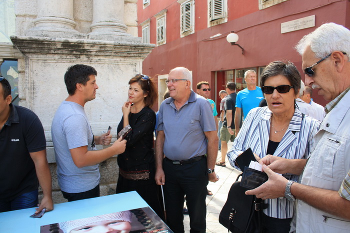 Narodni trg: Humanitarna akcija “Karta života” za malenu Stephanie, foto: Mladen Malik Narodni trg: Humanitarna akcija “Karta života” za malenu Stephanie, foto: Mladen Malik