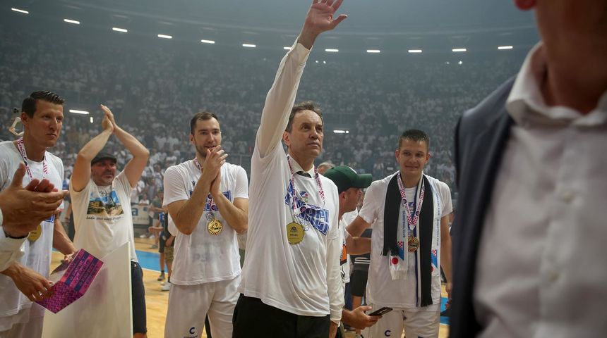 Košarkaši Zadra peti put u povijesti prvaci Hrvatske Košarkaši Zadra peti put u povijesti prvaci Hrvatske