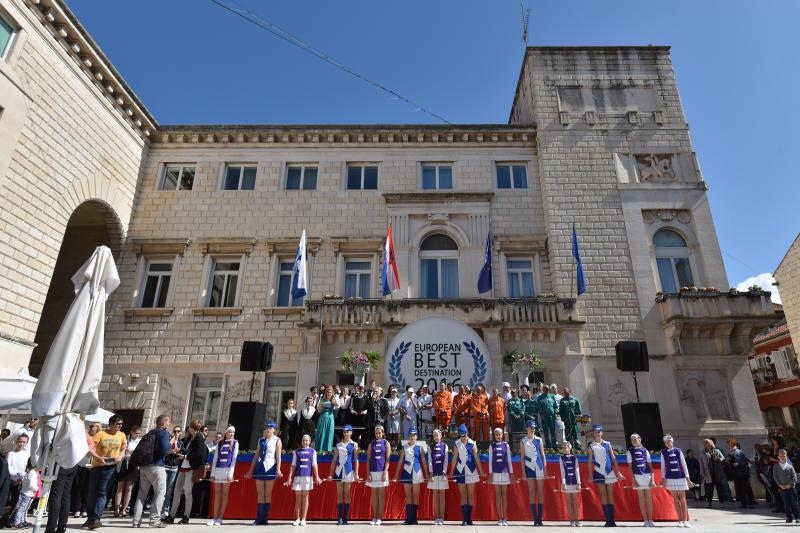 Zadru dodijeljeno priznanje European Best Destination 2016. Foto: Dino Stanin/PIXSELL Zadru dodijeljeno priznanje European Best Destination 2016. Foto: Dino Stanin/PIXSELL