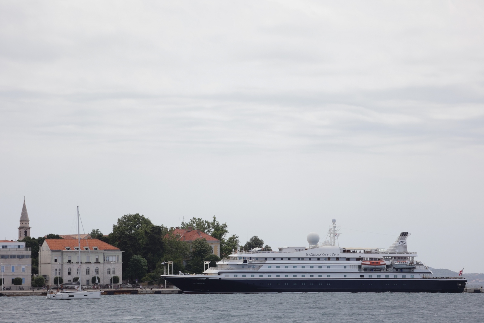 U Zadar uplovio prvi kruzer ove godine