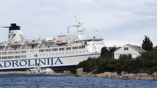 Image 1057543 (auto)