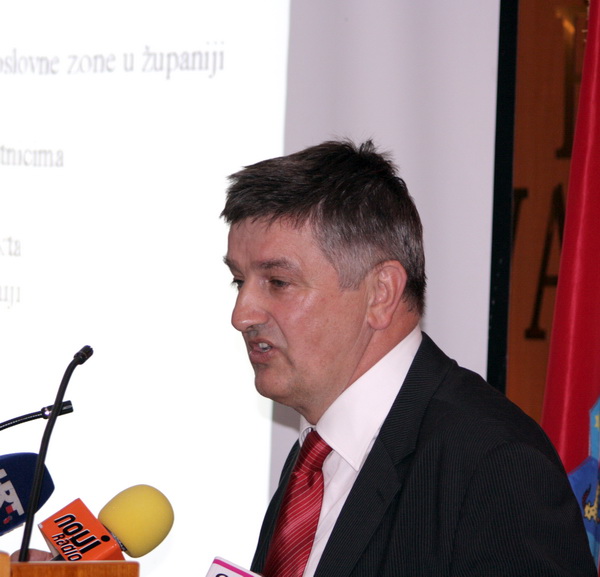 Hotel Kolovare: Premijer Sanader na prezentaciji Luke Gazenica