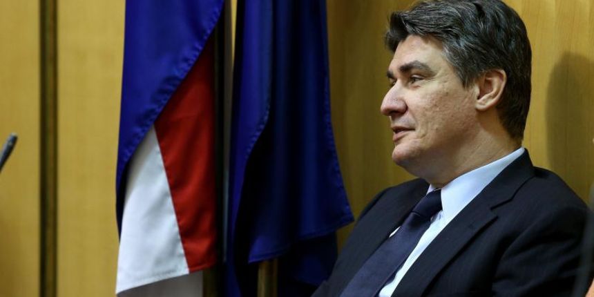 13.11.2013., Zagreb – Usvajanjem dnevnog reda i aktualnim prijepodnevom Sabor je poceo 10. sjednicu. Photo: Patrik Macek/PIXSELL Autor Patrik Macek/PIXSELL KLJUČNE RIJEČI Hrvatski sabor, sjednica, aktualno prijepodne, Sabor , zoran milanovic 13.11.2013., Zagreb – Usvajanjem dnevnog reda i aktualnim prijepodnevom Sabor je poceo 10. sjednicu. Photo: Patrik Macek/PIXSELL Autor Patrik Macek/PIXSELL KLJUČNE RIJEČI Hrvatski sabor, sjednica, aktualno prijepodne, Sabor , zoran milanovic