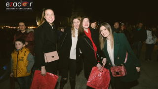 Humanitarni svjetlosni spektakl “Zaželi ljubav 2018.” @ Forum