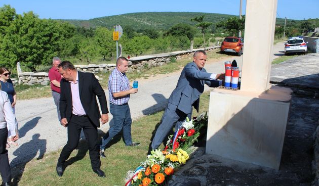 Rodaljice – polaganje vijenaca