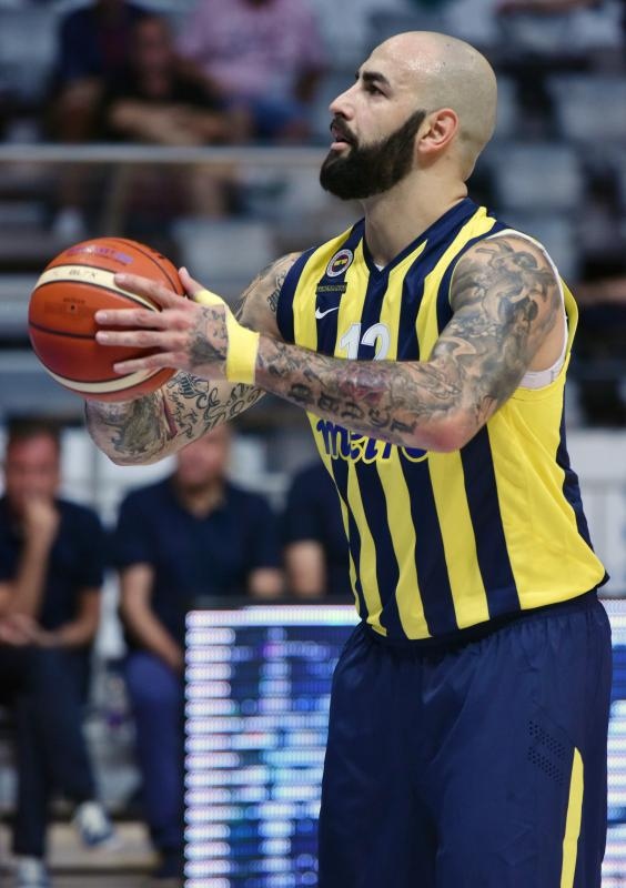 ZDBT 2015: KK Crvena Zvezda – Fenerbahçe Ülker 65-88