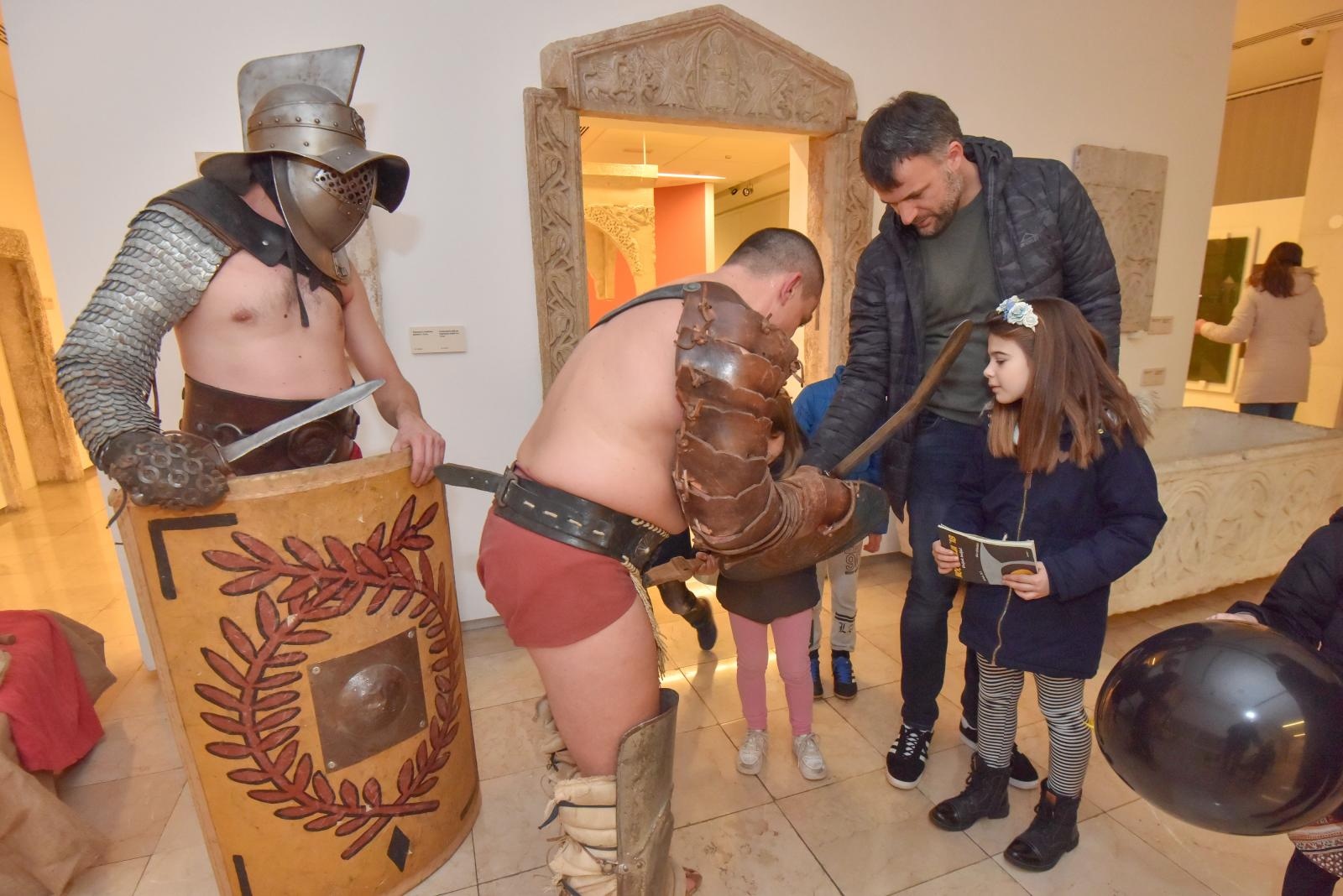 Noć muzeja 2018: Borba rimskih gladijatora u Arheološkom muzeju Zadar Noć muzeja 2018: Borba rimskih gladijatora u Arheološkom muzeju Zadar