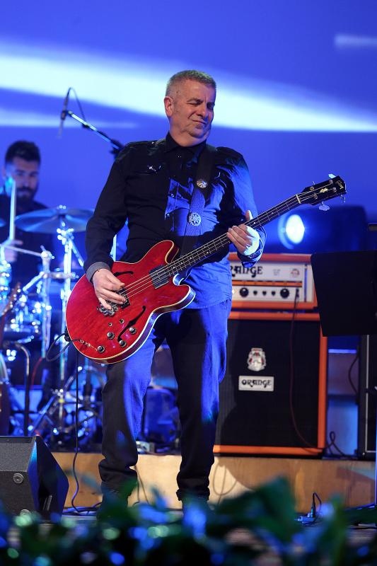 U koncertnoj dvorani Vatroslav Lisinski održan koncert “Hiljade pahulja bijelih” posvećen Kemalu Montenu. Foto. Goran Stanzl/PIXSELL U koncertnoj dvorani Vatroslav Lisinski održan koncert “Hiljade pahulja bijelih” posvećen Kemalu Montenu. Foto. Goran Stanzl/PIXSELL