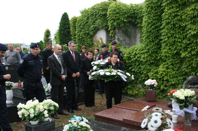 Udruga specijalaca domovinskog rata “Poskoci” Zadar obilježila je 20. obljetnicu pogiblje Svete Denona, pripadnika Specijalne jedinice “Poskoci” Zadar.