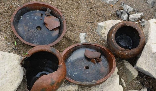 Savi kod Slavonskog Broda u blizini izletista Poloj pronadjeni su ostaci broda iz 17. stoljeca. Podvodni arheolozi Hrvatskog restauratorskog zavoda i ronioci Kluba podvodnih aktivnosti Marsonia su na lokalitetu i iz rijeke Save gotovo svakog sata izranja