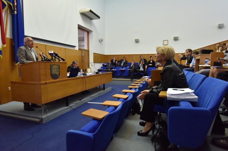 Zadar: Sjednica gradskog vijeća, foto: Dino Stanin/PIXSELL Zadar: Sjednica gradskog vijeća, foto: Dino Stanin/PIXSELL