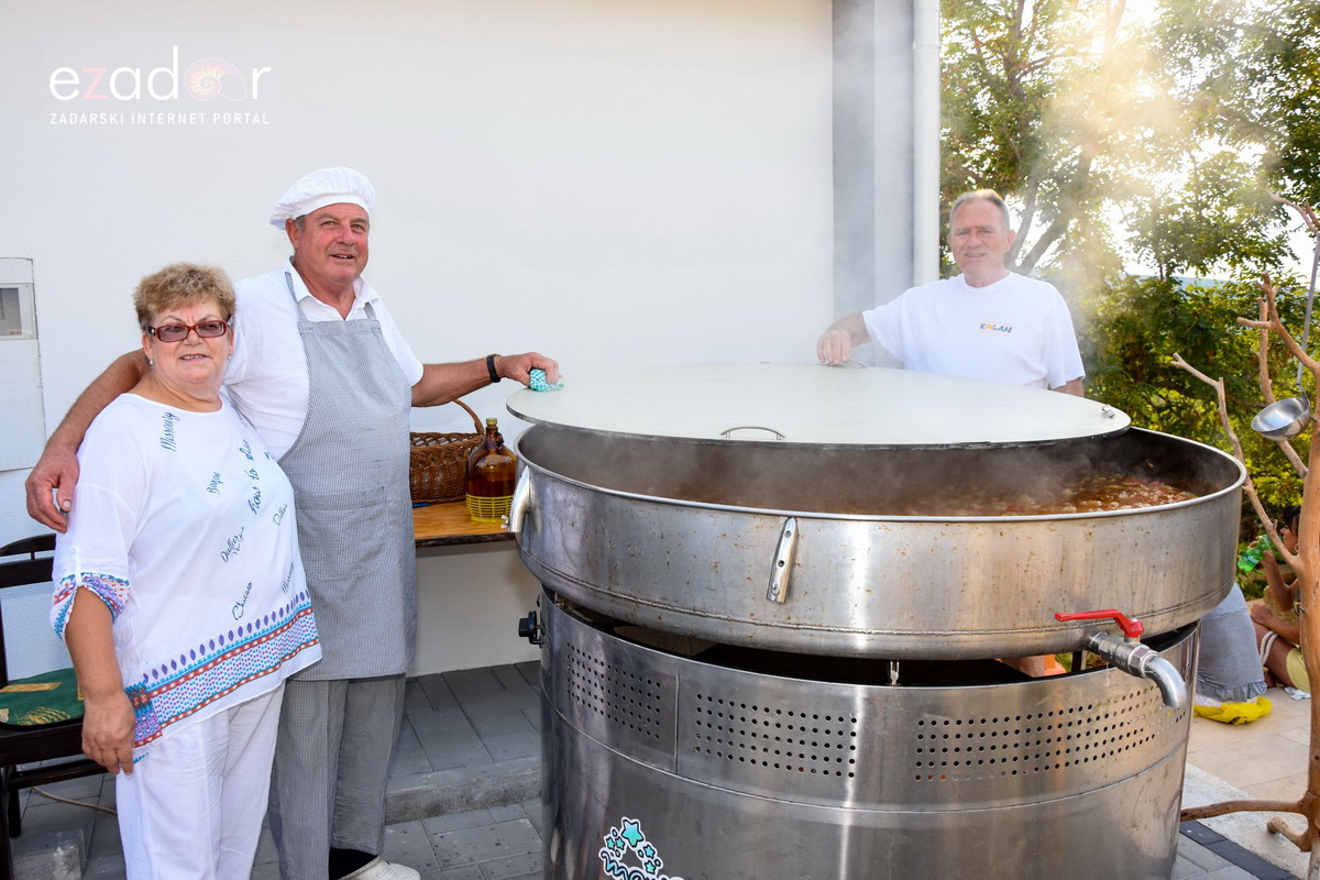 4. Fešta od sira u Kolanu