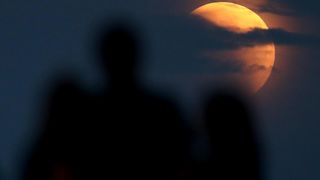 Pomrčina Mjeseca promatra se i u Zagrebu Pomrčina Mjeseca promatra se i u Zagrebu