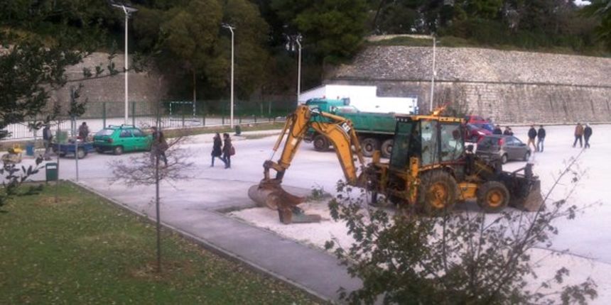 Na parkiralištu kod Đila počeli radovi Na parkiralištu kod Đila počeli radovi