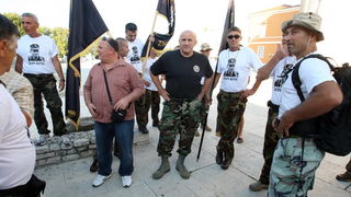 Zadar, 210812.
Hrvatski branitelji krenuli su jutros u hodnju koja ce trajati pet dana. Sudjeluju: Udruga veterana hrvatskih gardijskih postrojbi, Udruga veterana SJP MUP-a RH, UMDDRH Zadar, 210812.
Hrvatski branitelji krenuli su jutros u hodnju koja ce trajati pet dana. Sudjeluju: Udruga veterana hrvatskih gardijskih postrojbi, Udruga veterana SJP MUP-a RH, UMDDRH