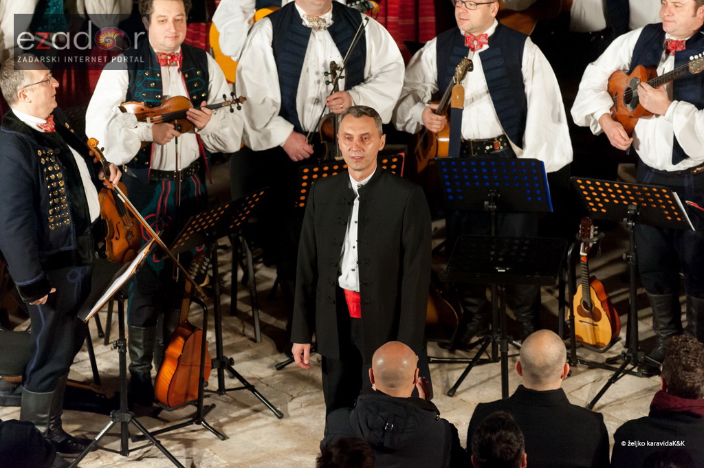 Adventski koncert ansambla Lado u prepunoj u crkvi sv. Nikole Adventski koncert ansambla Lado u prepunoj u crkvi sv. Nikole