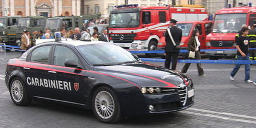 talijanska policija – carabinieri (foto: croatiantimes.com) talijanska policija – carabinieri (foto: croatiantimes.com)