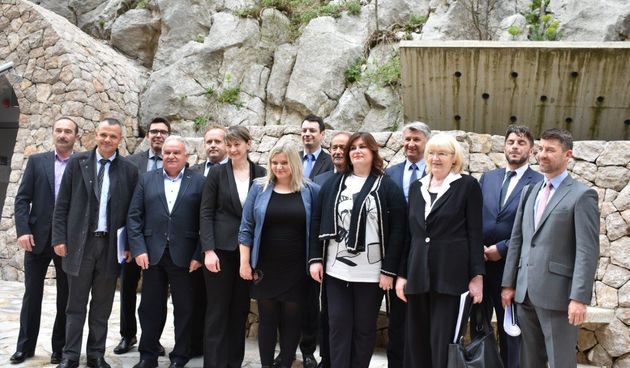 Potpisivanje ugovora u prezentacijskom centru “Podzemni grad Paklenice” NP Paklenica