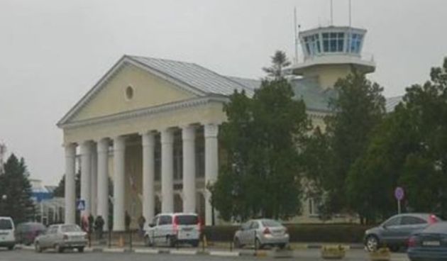 Rusi zauzeli krimski aerodrom, lete samo avioni za Moskvu, foto: 24sata