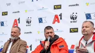 Ekološka manifestacija “Uz more, za more: zelena misija za održivu budućnost Hrvatske” održala se danas na plivarici Škoda koja je jutros u 11 sati isplovila iz zadarske luke Gaženica prema Ugljanu gdje će se provela akcija izvlačenja odbačenih ribarskih Ekološka manifestacija “Uz more, za more: zelena misija za održivu budućnost Hrvatske” održala se danas na plivarici Škoda koja je jutros u 11 sati isplovila iz zadarske luke Gaženica prema Ugljanu gdje će se provela akcija izvlačenja odbačenih ribarskih