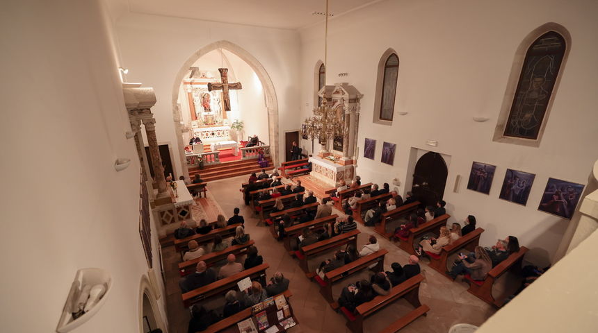 Koncert Stabat Mater za kraj proslave Dana Sveučilišta u Zadru Koncert Stabat Mater za kraj proslave Dana Sveučilišta u Zadru