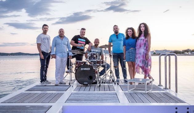 Rockatansky Band – Modro