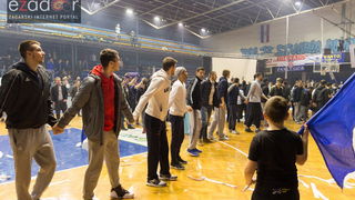 Humanitarno gledanje utakmice Zadar-Cibona (85-84) u Jazinama Humanitarno gledanje utakmice Zadar-Cibona (85-84) u Jazinama