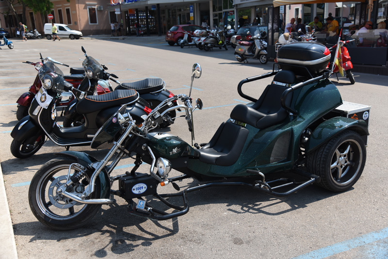 Vespaši zauzeli Biograd, foto: Vinko Pešić