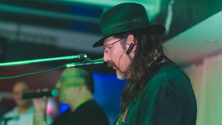 Siniša Vuco @ Hitch bar, 16.5.2015. (Foto: Ivan Toman)