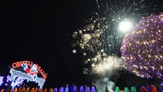 Uz 2,5 milijuna lampica zasjala ovogodišnja božićna bajka u Salajlandu Uz 2,5 milijuna lampica zasjala ovogodišnja božićna bajka u Salajlandu