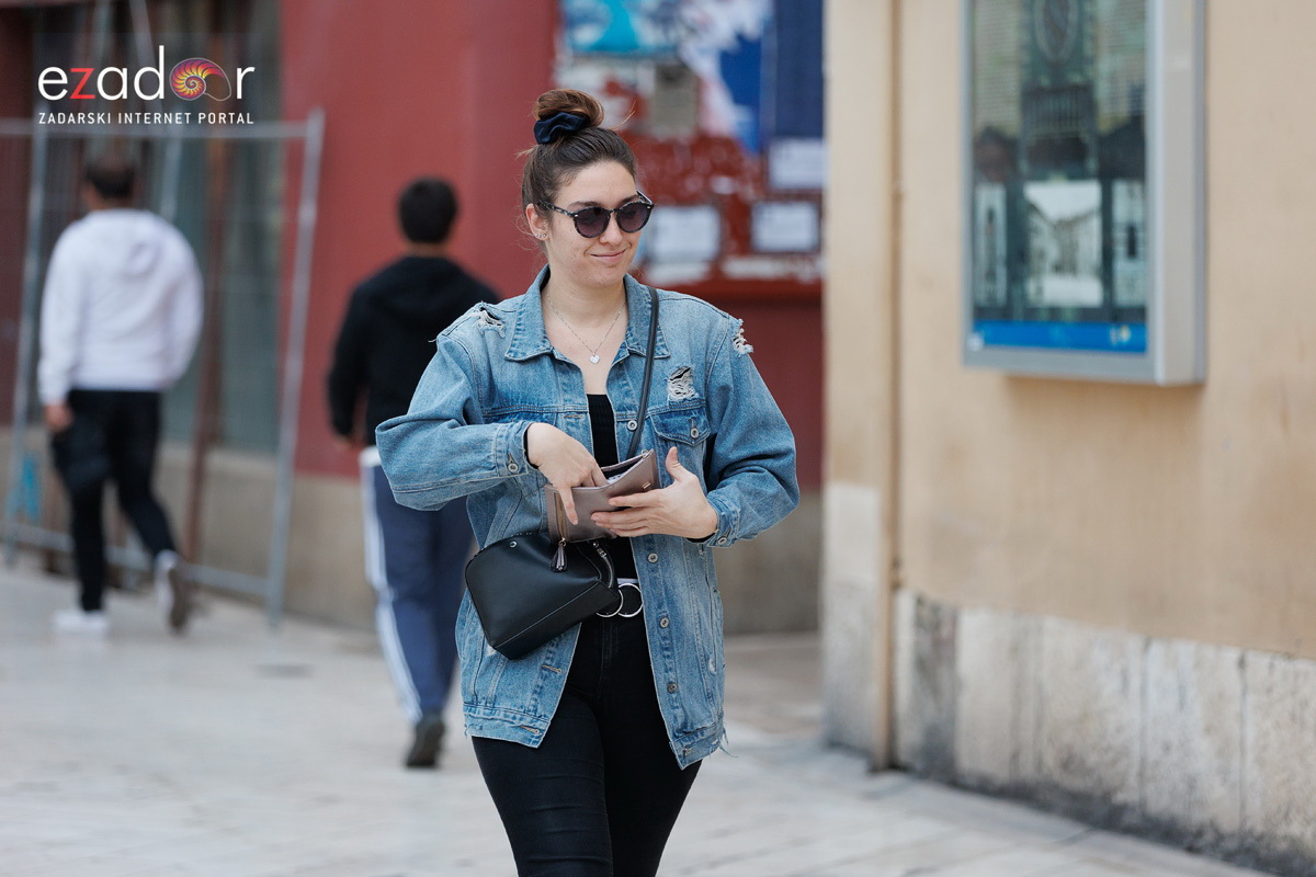 Đir po gradu, subotnja špica 12. studenog 2022. Đir po gradu, subotnja špica 12. studenog 2022.