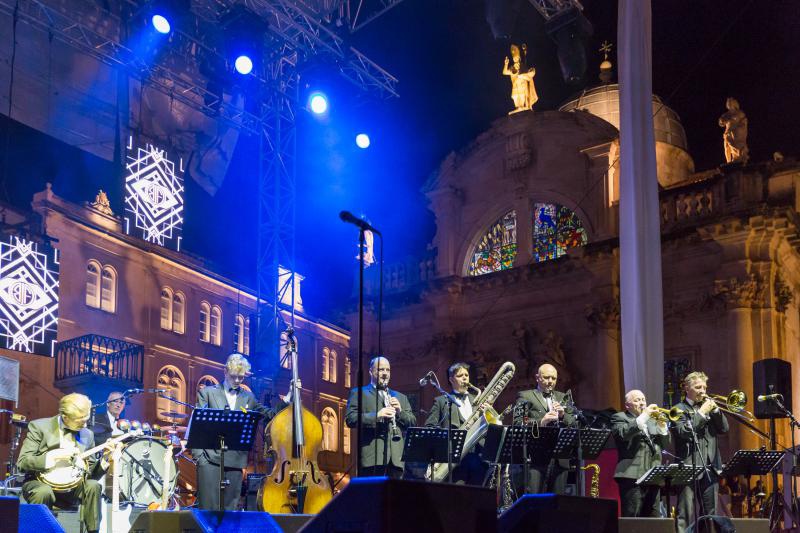 Koncert Bryana Ferryja na Stradunu povodom 100 godina hotela Excelsior.  Photo:Grgo Jelavić/PIXSELL