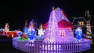 Dva milijuna lampica za božićnu čaroliju na imanju Salaj