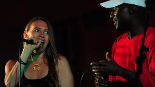 Zadar, 28.07.2011. snimio: Nenad Marčev
HIP HOP – JAZZ
SASKIA LAROO PROJECT (NL-USA-CRO- ITALY)
Saskia Laroo – trumpet, vocal
Warren Byrd – keyboards, vocal
MC Stewlocks Andy Ninvalle – rap, vocal
Daniel Guelli – bass guitar
Sin Banović – dr Zadar, 28.07.2011. snimio: Nenad Marčev
HIP HOP – JAZZ
SASKIA LAROO PROJECT (NL-USA-CRO- ITALY)
Saskia Laroo – trumpet, vocal
Warren Byrd – keyboards, vocal
MC Stewlocks Andy Ninvalle – rap, vocal
Daniel Guelli – bass guitar
Sin Banović – dr