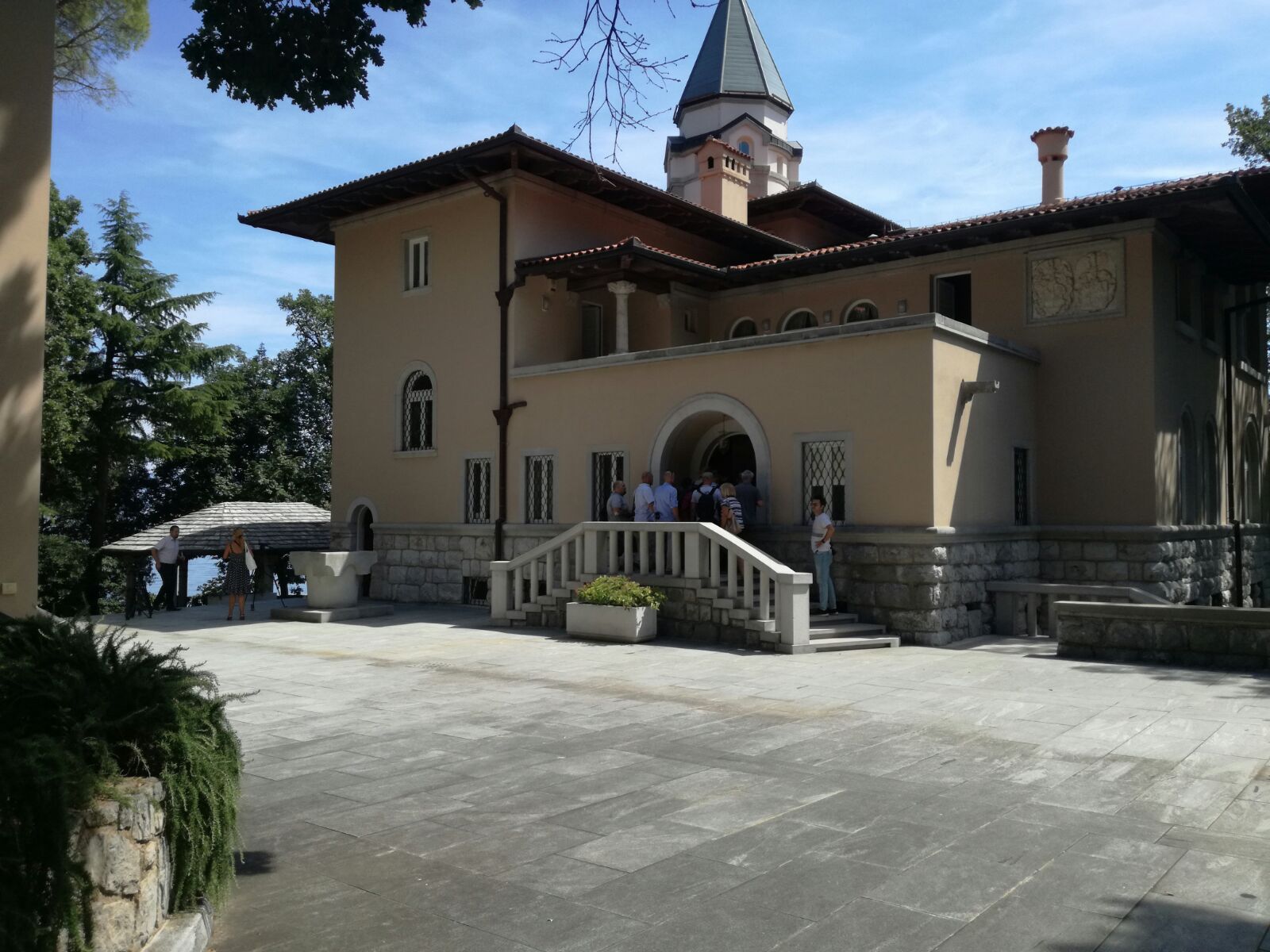 Pogledajte kako izgleda Villa Castello, ponos i dika Ivice Todorića koja se prodaje Pogledajte kako izgleda Villa Castello, ponos i dika Ivice Todorića koja se prodaje