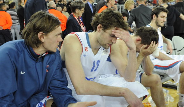 Zagreb, 250410. Arena Zagreb. Zavrsnica kosarkaske regionalne lige, finalna utakmica Nlb lige izmedju Cibone i Partizana. Na slici: Troha Robert, Andric Luksa, Udrih Samo, Vuksic Vedran. Foto: Damir Krajac / CROPIX