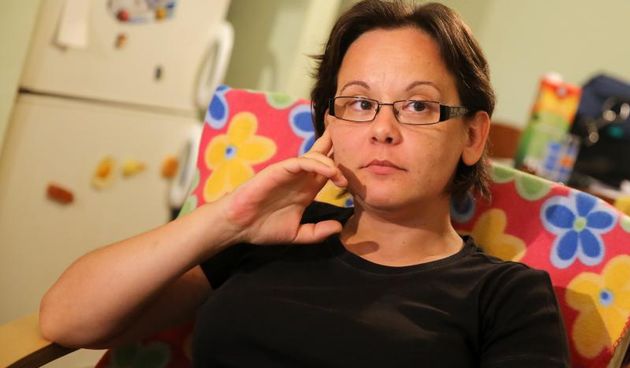 26.07.2013., Zadar – Maja Berber izgubila je svoju voljenu labradoricu Kiru nakon sto ju je ubila struja preko podne rasvjete u lucici Fosa. Photo: Filip Brala/PIXSELL