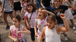 Posljednji dan nastave u OŠ Petra Preradovića u ritmu zumbe Posljednji dan nastave u OŠ Petra Preradovića u ritmu zumbe