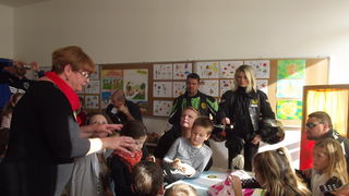 “Beštije” posjetile OŠ Šimuna Kožičića Benje “Beštije” posjetile OŠ Šimuna Kožičića Benje