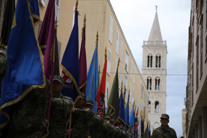 21.01.2014., Zadar – Mimohod postrojbi sudionica operacije akcija Maslenica s ratnim zastavama, uz pratnju orkestra Oruzanih snaga RH. Photo: Filip Brala/PIXSELL 21.01.2014., Zadar – Mimohod postrojbi sudionica operacije akcija Maslenica s ratnim zastavama, uz pratnju orkestra Oruzanih snaga RH. Photo: Filip Brala/PIXSELL
