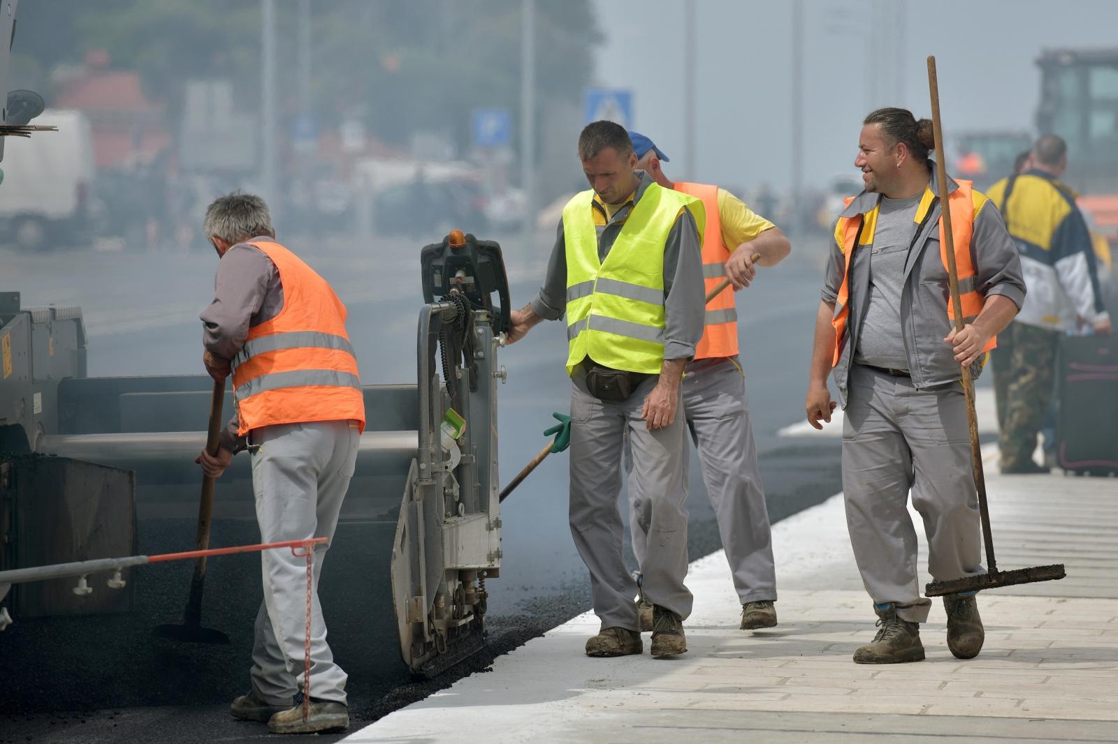 Radovi na Liburnskoj obali Radovi na Liburnskoj obali