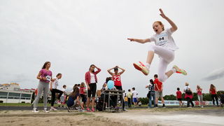 Zadar, 210513.
Erste Plava Liga danas se odrzava na stadionu Visnjik. Rijec je o jedinstvenom djecjem atletskom natjecanju upecatljivog slogana Brze, Vise, Jace, koje se odrzava pod visokim pokroviteljstvom Ministarstva znanosti obrazovanja i sporta. Orga Zadar, 210513.
Erste Plava Liga danas se odrzava na stadionu Visnjik. Rijec je o jedinstvenom djecjem atletskom natjecanju upecatljivog slogana Brze, Vise, Jace, koje se odrzava pod visokim pokroviteljstvom Ministarstva znanosti obrazovanja i sporta. Orga