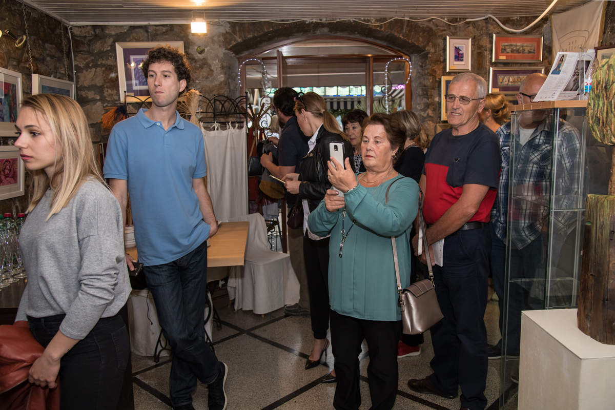 “Stađuni”: Izložba Karin Grenc u Biogradu na moru “Stađuni”: Izložba Karin Grenc u Biogradu na moru