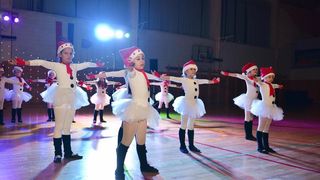 Plesna Božićna čarolija na otoku Pagu