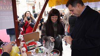 Image 1033371 (auto) Image 1033371 (auto)