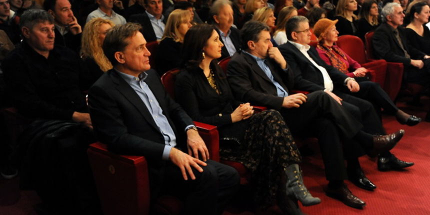 Zadar, 190313.
Gradska glazba Zadar organizirala je u HNK Zadar koncert povodom 20. godisnjice smrti Tomislava Ivcica. Uz Gradsku glazbu i klapu Niko kao domacine, nastupili su Mladen Grdovic, Zorica Kondza, Marina Tomasevic, Davor Pekota, Zoran Jelenkovi Zadar, 190313.
Gradska glazba Zadar organizirala je u HNK Zadar koncert povodom 20. godisnjice smrti Tomislava Ivcica. Uz Gradsku glazbu i klapu Niko kao domacine, nastupili su Mladen Grdovic, Zorica Kondza, Marina Tomasevic, Davor Pekota, Zoran Jelenkovi