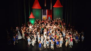 Plesna udruga Gesta: Bajka.hr